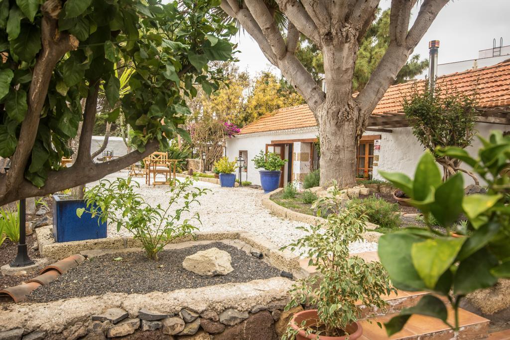 Ecoverode Hotel Emblematico Vegetariano Vegano Arona  Luaran gambar